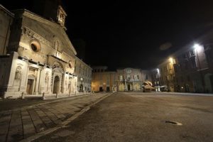 …quelli che straperdono ed avrebbero fatto il Sindaco “anche gratis” ed il “perfettinismo” reggiano