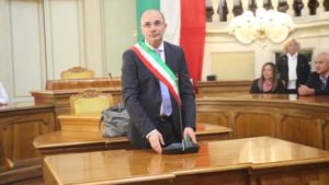Convivenza Civile. Nuove ordinanze del Sindaco Luca Vecchi