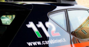 Svuota la cassaforte del negozio e si mette in malattia, 45enne residente a Parma denunciato