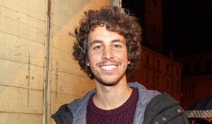 Bibbiano, un po’ di leghisti di qua e tante Sardine di là