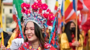 La comunità cinese di Reggio Emilia dona 70mila euro per la lotta al Coronavirus