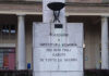 La memoria resiste, Scandiano celebra il 25 aprile. Sindaco e vicesindaco depongono le corone di fiori in due cippi