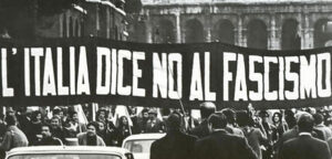 A Reggio Emilia vietare la vendita di gadget nazi-fascisti
