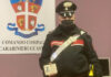 Mostra tesserino falso di carabiniere. Denunciato