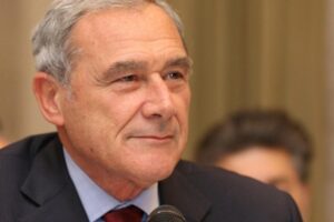 Pietro Grasso a Castelnovo di Sotto il 25 maggio con “Il mio amico Giovanni”