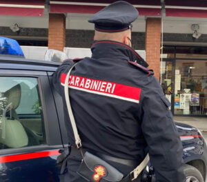 Ai domiciliari per lesioni esce senza autorizzazione: arrestato dai Carabinieri