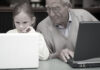 Nonni smart, al via le iscrizioni al corso che insegna l’uso delle tecnlogie agli over 50