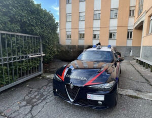 Per anni violenta la figlia della compagna: arrestato dai carabinieri