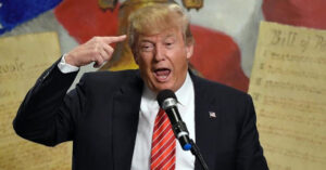 Ricordate i siti nucleari che Trump aveva distrutto in Iran? Ora dice che Tehran deve chiuderli tutti e tre