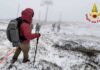 Bloccati nella bufera con scarpe da passeggio. Salvati già in ipotermia