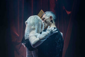 Al Teatro Ariosto “Amleto2 (Amleto al quadrato)”, lo spettacolo cult di e con Filippo Timi