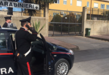 A Correggio terrore e machete nelle notti di festa: incastrato dal braccialetto elettronico