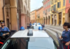 Lite al ristorante per la pizza in ritardo, titolare aggredito da un cliente: denunciato